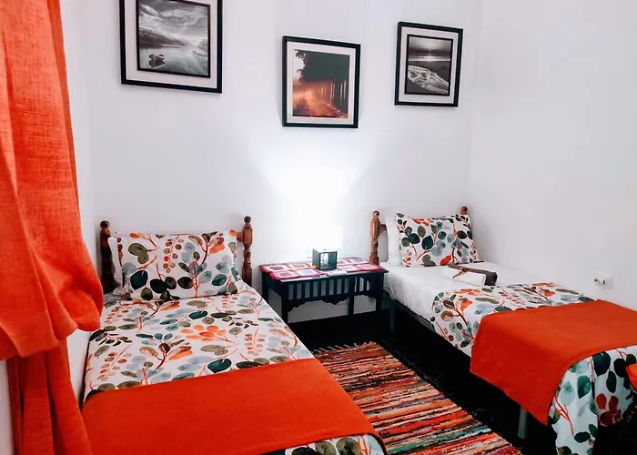 Casa El Escano En La Naturaleza & Jacuzzi * גרנדילה דה אבונה