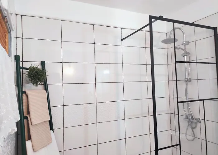 Casa El Escano En La Naturaleza & Jacuzzi * גרנדילה דה אבונה